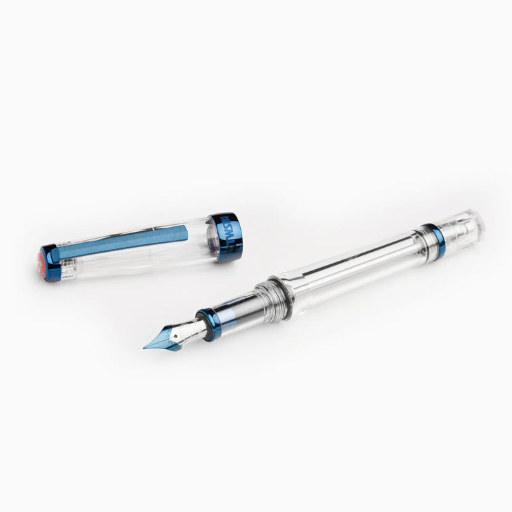 Pluma Fuente Vac700R - Kyanite