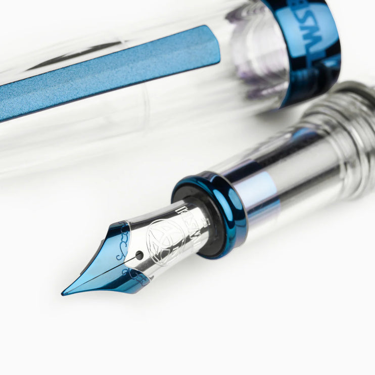 Pluma Fuente Vac700R - Kyanite