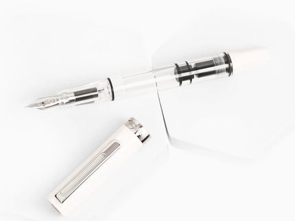 Pluma Fuente Eco - White