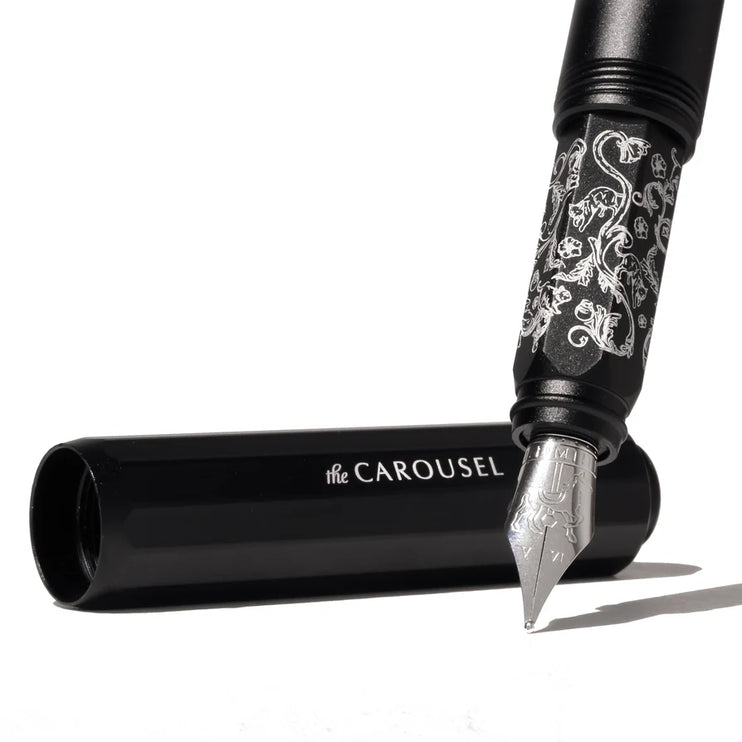 Aluminum Carousel Fountain Pen - Bearrington Black (Edición Limitada)