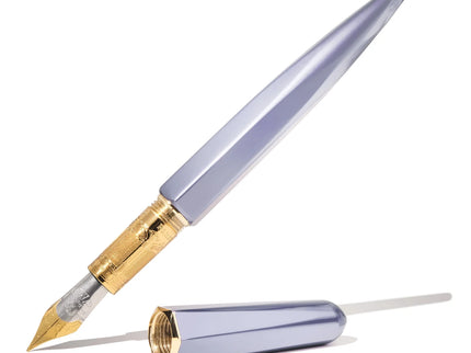 The Marquise Fountain Pen - Pearl Drop Blue (F)