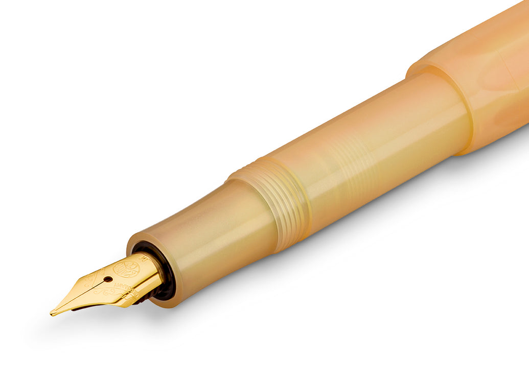 Pluma Fuente Collection - Apricot Pearl