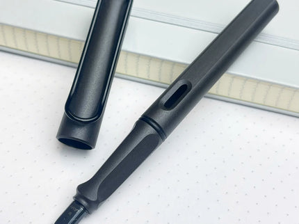 LAMY Safari Fountain Pen M - Charcoal
