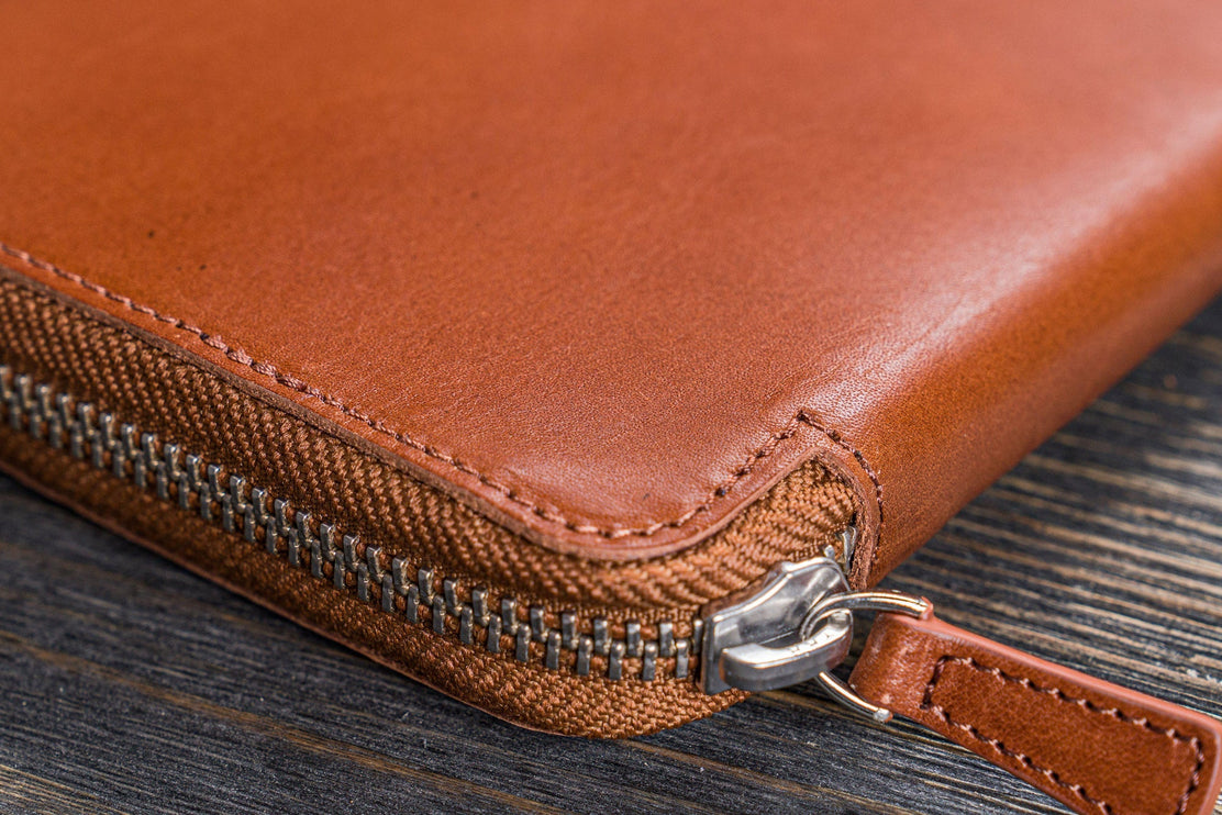 Zippered Leather A5 Notebook & Pen Folio - Brown