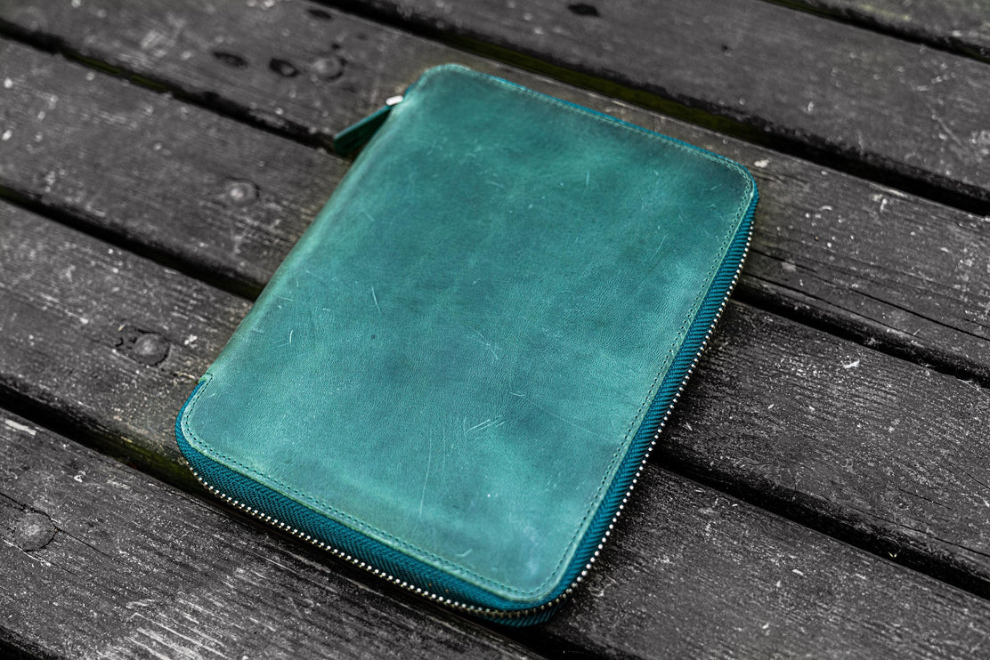Zippered Leather A5 Notebook & Pen Folio - Forest Green