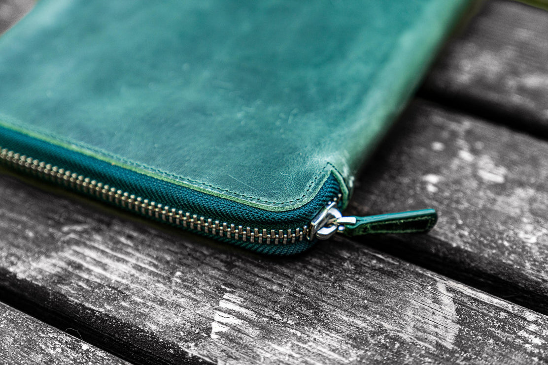 Zippered Leather A5 Notebook & Pen Folio - Forest Green