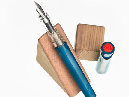 Pluma Fuente Swipe - Prussian Blue
