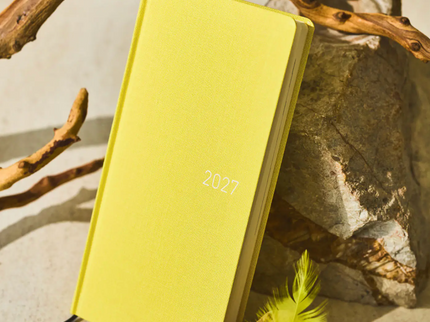 Hobonichi Techo Weeks 2027 - Colors - Canaria Yellow