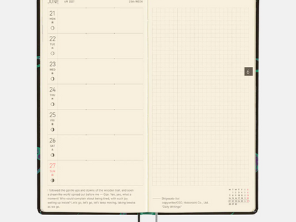 Hobonichi Techo Weeks 2027 - Natal Design - Lucky Swallow