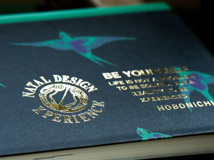 Hobonichi Techo Weeks 2027 - Natal Design - Lucky Swallow