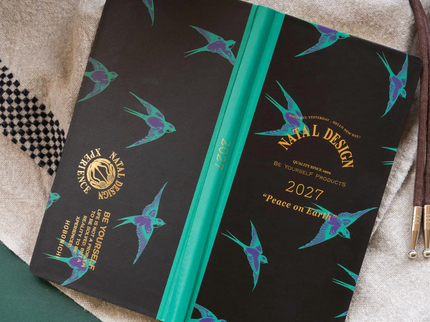 Hobonichi Techo Weeks 2027 - Natal Design - Lucky Swallow