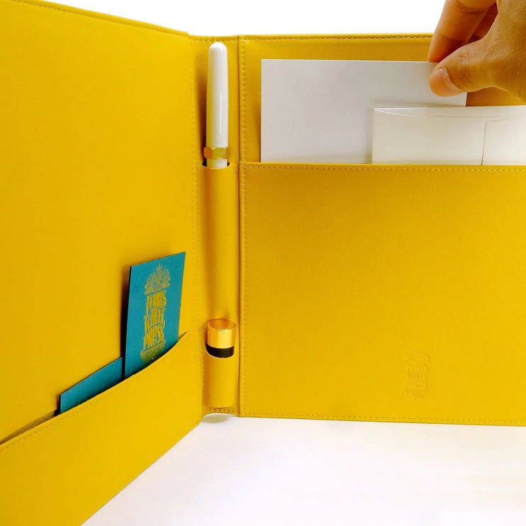 Cobertor para Cuaderno Always Right - Mustard Yellow - ColorSwatch