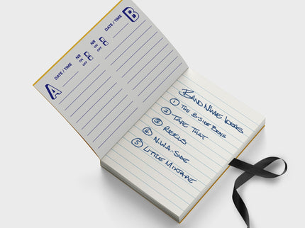 Cuadernos en forma de Cassette - ColorSwatch