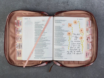 Estuche para Biblia - Crimson - ColorSwatch