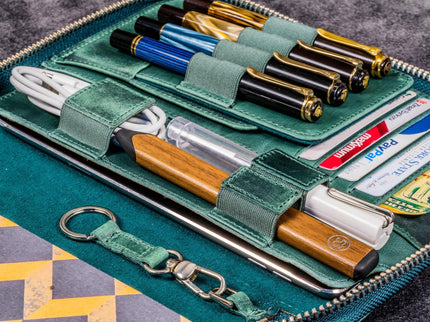 Folio de Cuero para cuaderno y plumas - Forest Green - ColorSwatch