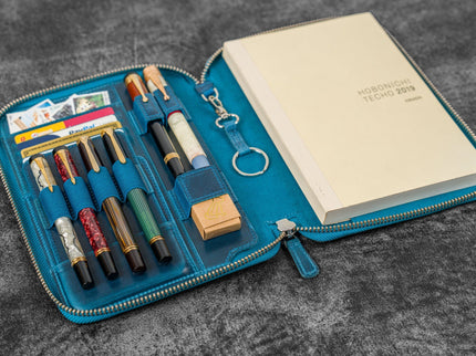 Folio de Cuero para cuaderno y plumas - Ocean Blue - ColorSwatch