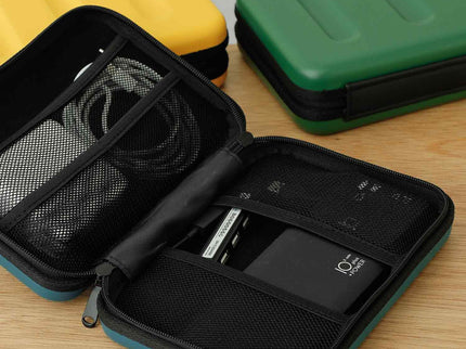 Hard Shell Case - L - Black - ColorSwatch