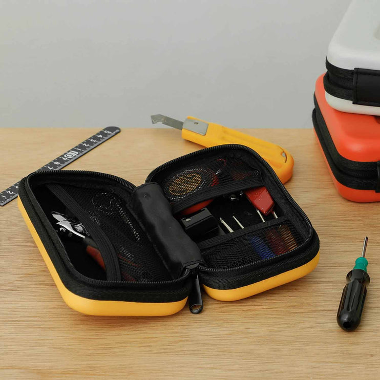 Hard Shell Case - S - Black - ColorSwatch