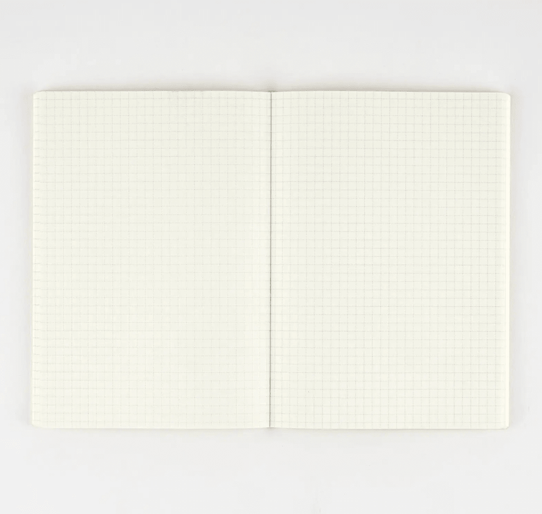 Hobonichi Notebook - A5 Cuadrícula - Tomitaro Makino - Yamazakura - ColorSwatch