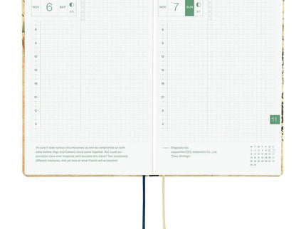 Hobonichi Techo 2027 HON - A6 - The V and A Series: Vine - ColorSwatch
