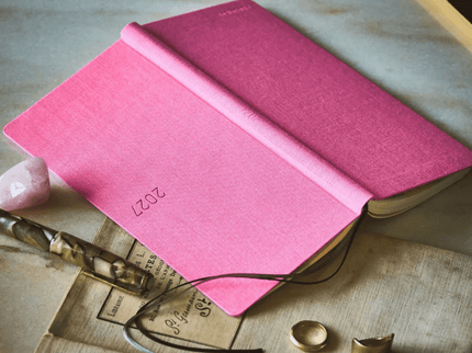 Hobonichi Techo Weeks 2027 - Colors - Pink Sapphire - ColorSwatch