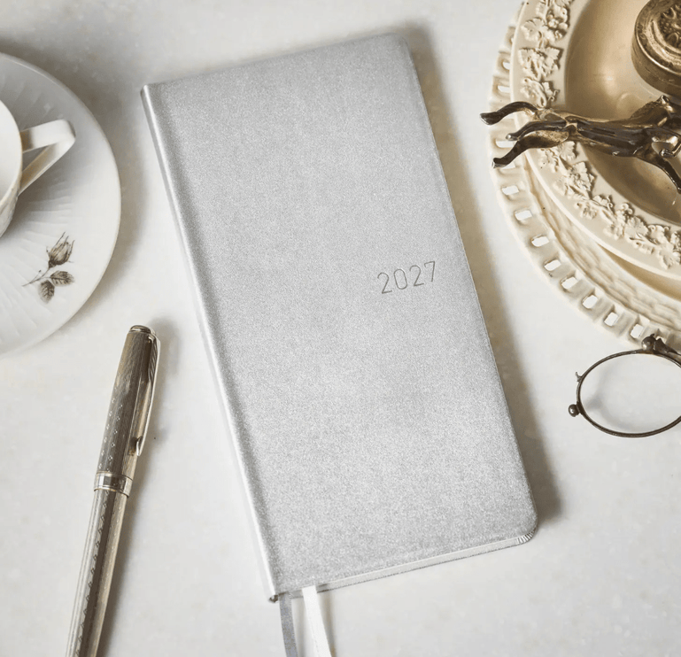 Hobonichi Techo Weeks 2027 - Leather - Noble Silver - ColorSwatch