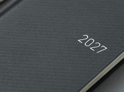 Hobonichi Techo Weeks 2027 - Paper Series - Black Argyle - ColorSwatch