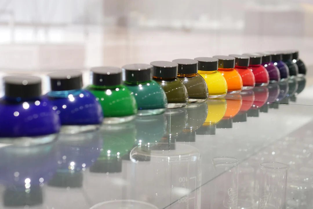 Inkstand Ink - 14 Smoky Black - ColorSwatch