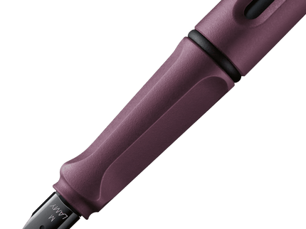 LAMY Safari Fountain Pen M - Scarlet - ColorSwatch