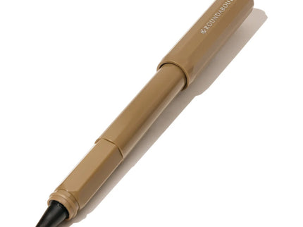 Lapicero rellenable - Roundabout - Oinking Embers - ColorSwatch