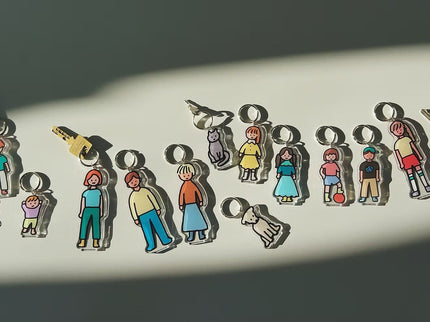 Llavero - Woman with Dog - ColorSwatch