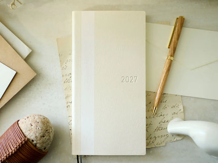Hobonichi Techo Weeks 2027 - White Line - Ivory