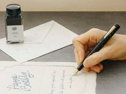 Marbled Fountain Pen - Black - ColorSwatch