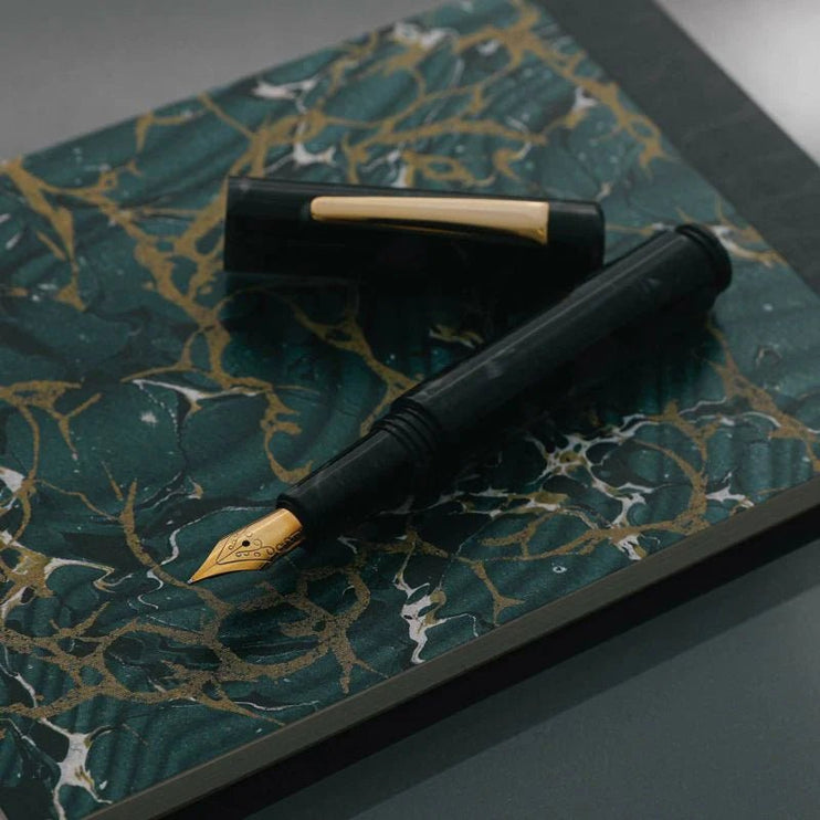 Marbled Fountain Pen - White - ColorSwatch