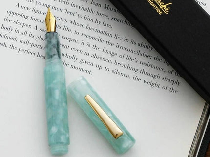 Marbled Fountain Pen - White - ColorSwatch