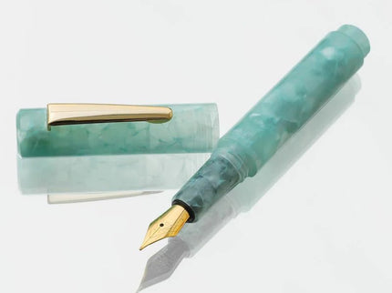 Marbled Fountain Pen - White - ColorSwatch