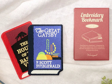 Marcapáginas Bordado Wearingeul - Clásicos Literarios - ColorSwatch
