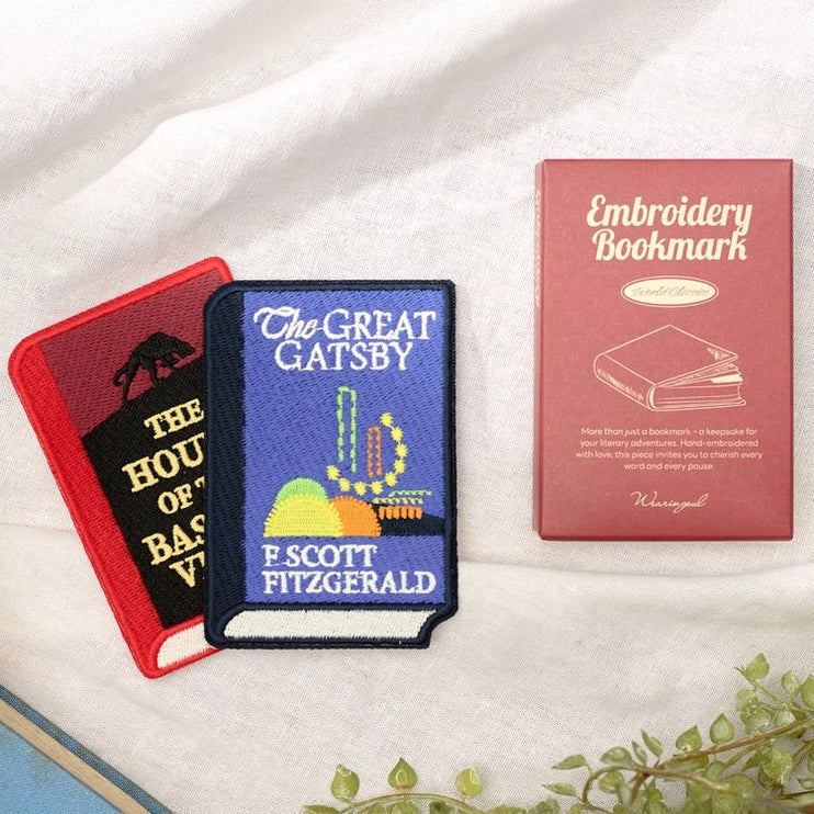 Marcapáginas Bordado Wearingeul - Clásicos Literarios - ColorSwatch