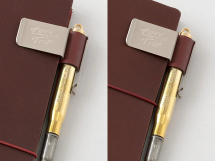 Pen Holder 016 - TRAVELER'S notebook - Red (Love and trip) - ColorSwatch