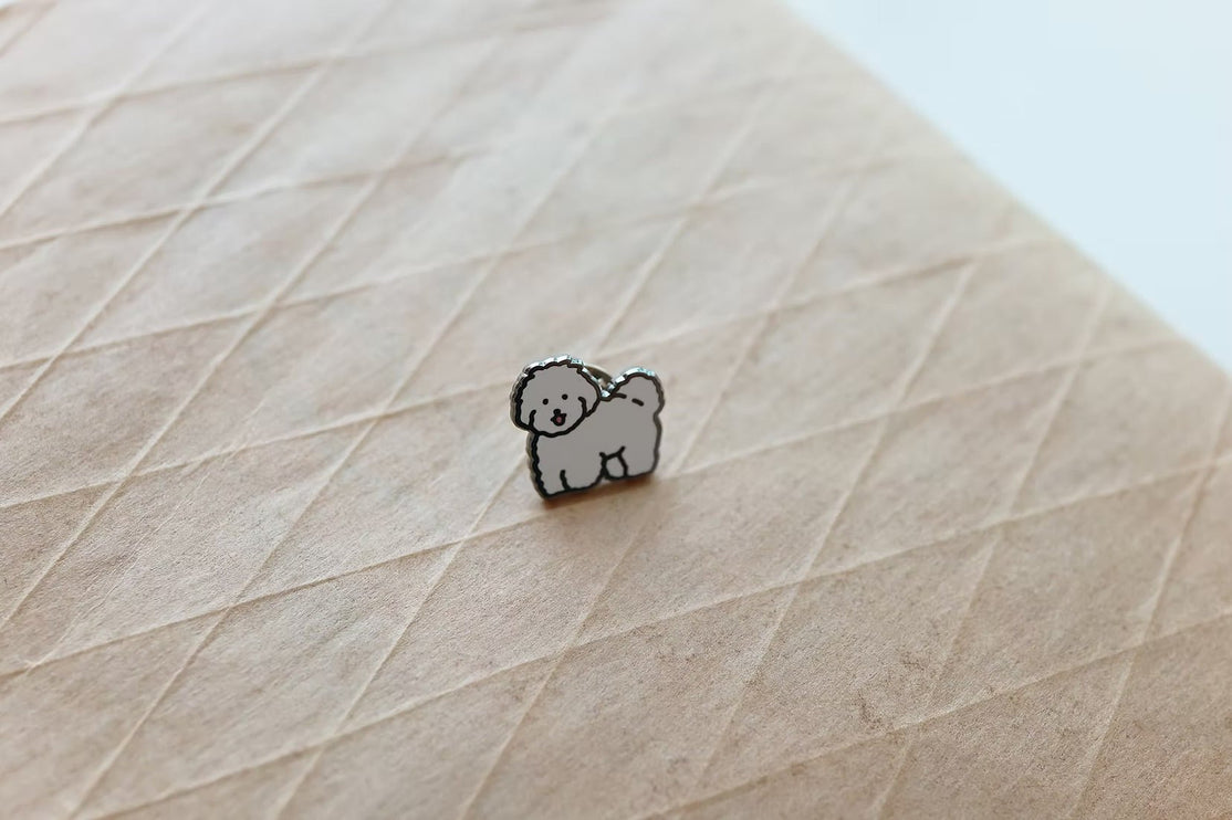 Pin - White Puppy - ColorSwatch