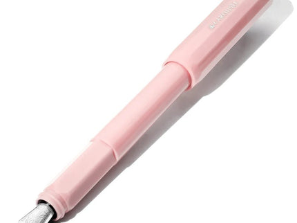 Pluma Fuente - Carousel - Billowing Blush - ColorSwatch