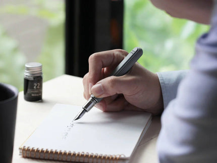 Pluma Fuente de Concreto - Contour - ColorSwatch