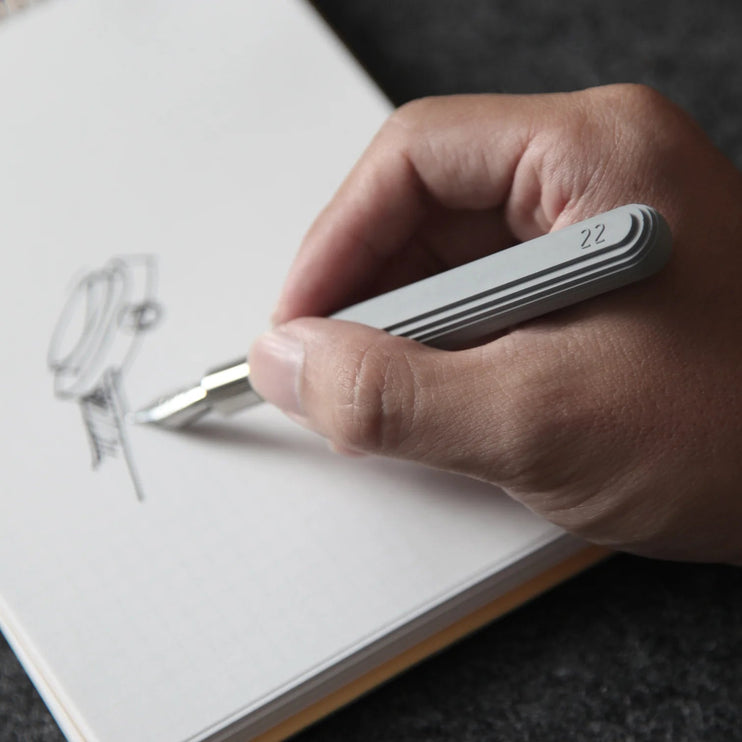 Pluma Fuente de Concreto - Contour - ColorSwatch