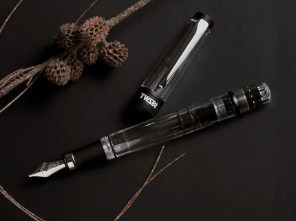 Pluma Fuente Diamond 580 ALR - Black - ColorSwatch