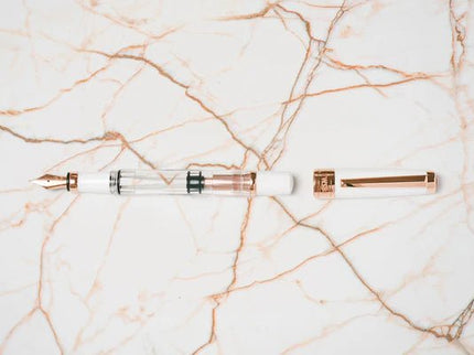 Pluma Fuente Diamond 580 Rose Gold - White - ColorSwatch