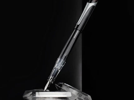 Pluma Fuente Swipe - Smoke - ColorSwatch