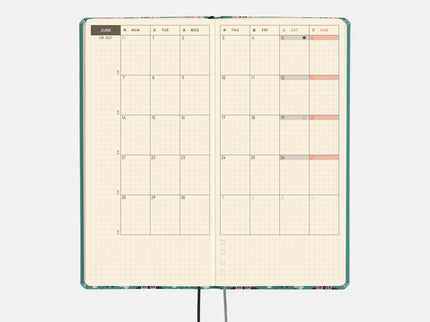 Hobonichi Techo Weeks 2027 - Yumi Katagishi - White Cat Wallpaper