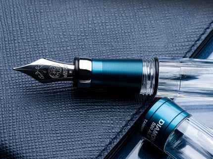 Pluma Fuente Diamond 580 ALR -  Prussian Blue