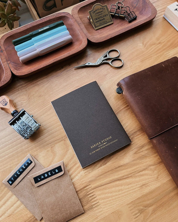 Refill - Graphite Notebook - Passport - ColorSwatch