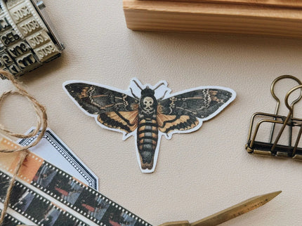 Sticker de Vinilo - Death's-Head Hawkmoth - ColorSwatch
